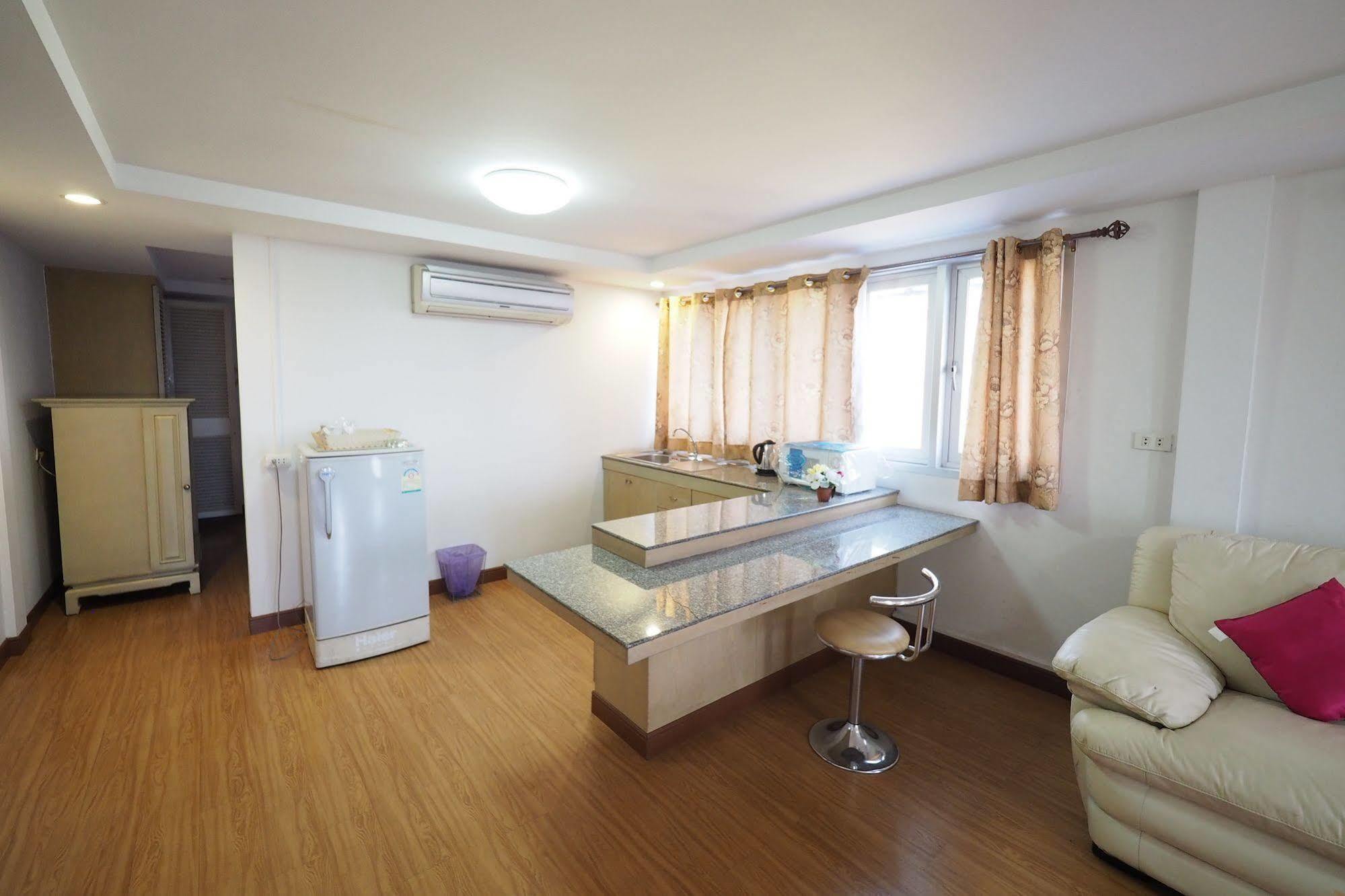 Navanakorn Golden View Ban Lam Rua Taek Dış mekan fotoğraf