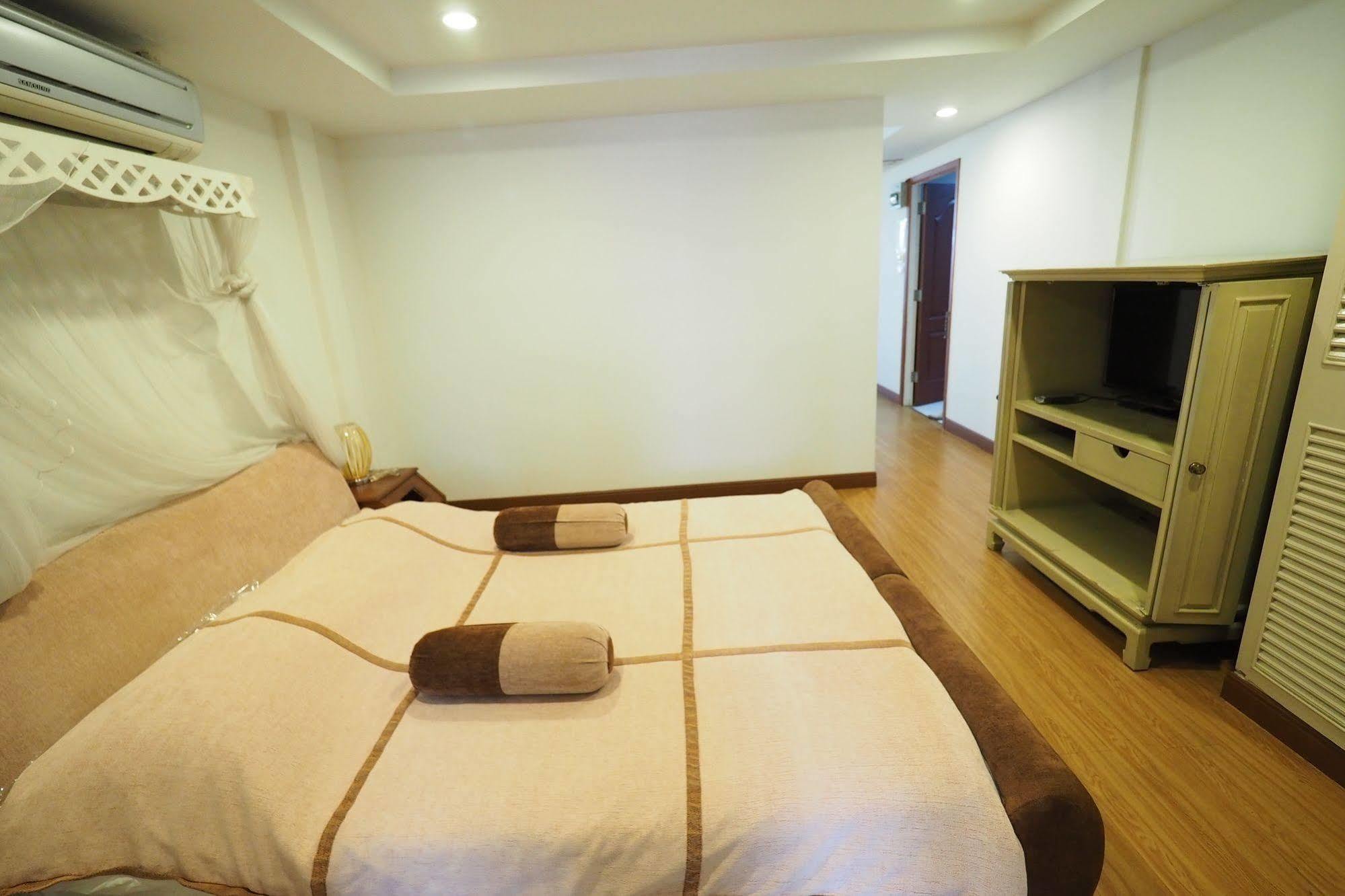 Navanakorn Golden View Ban Lam Rua Taek Dış mekan fotoğraf